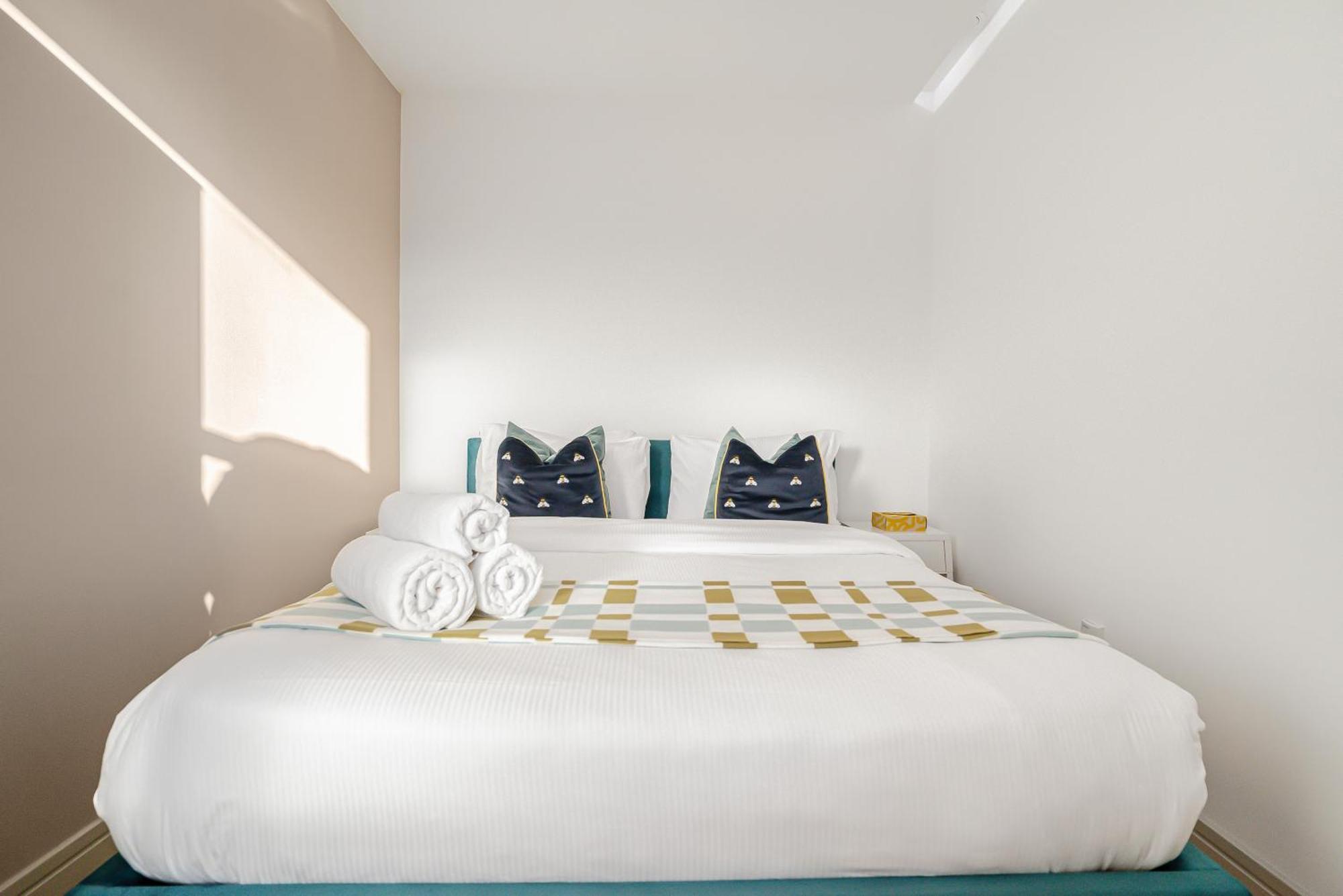 Stylish Modern Apartments By Livestay Short Lets & Serviced Accommodation London Nw6 Exterior photo