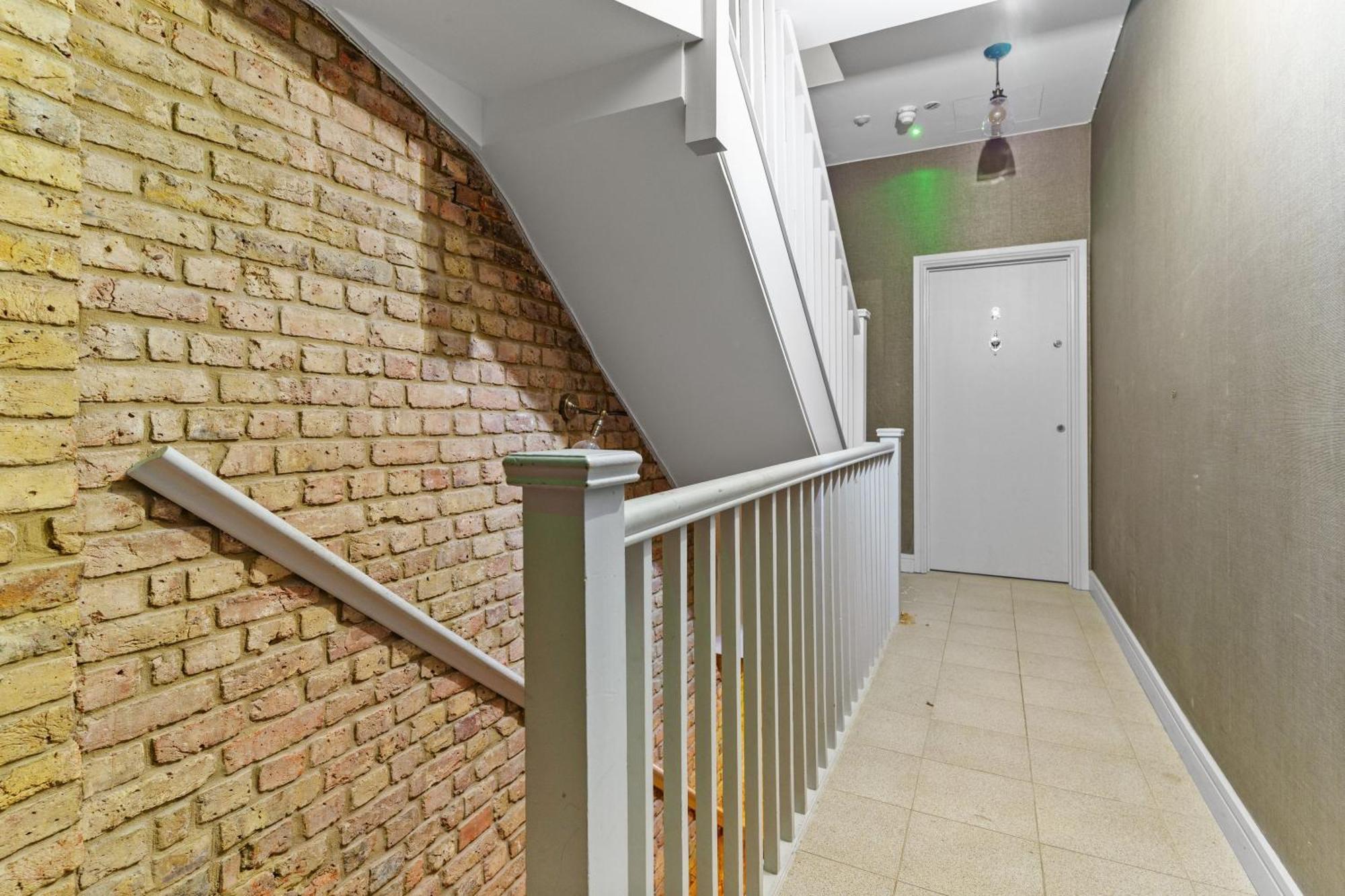 Stylish Modern Apartments By Livestay Short Lets & Serviced Accommodation London Nw6 Exterior photo